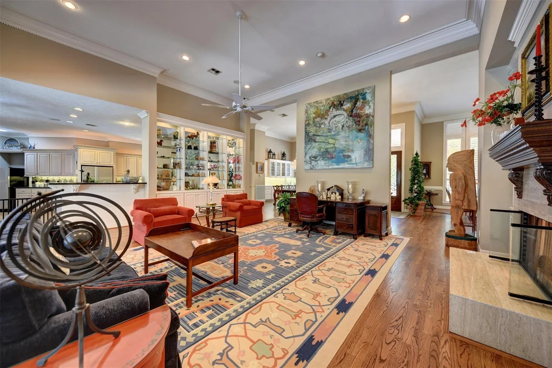 Photo of 851 Elm Drive