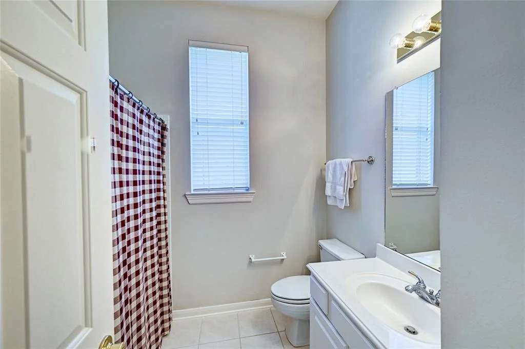 Photo of 42 N Belfair Place