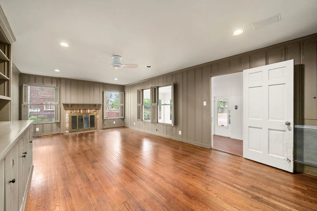 Photo of 3867 Olympia Drive