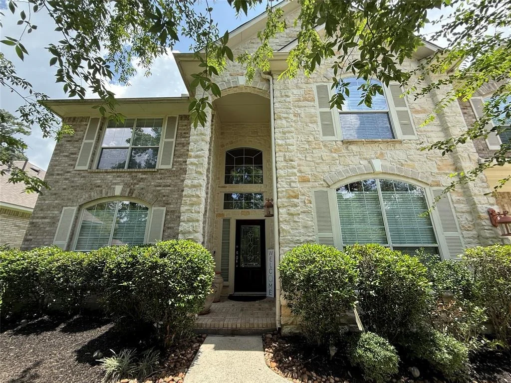 Photo of 7 Cairn Oaks Place