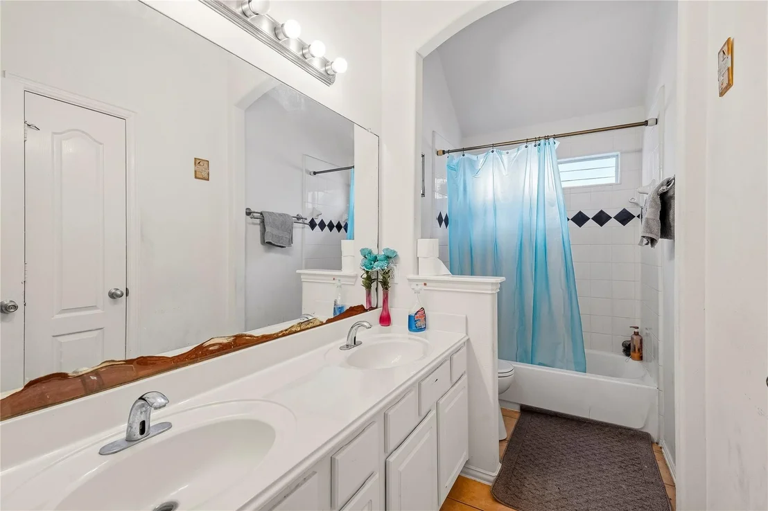 Photo of 24811 Malca Manor Drive