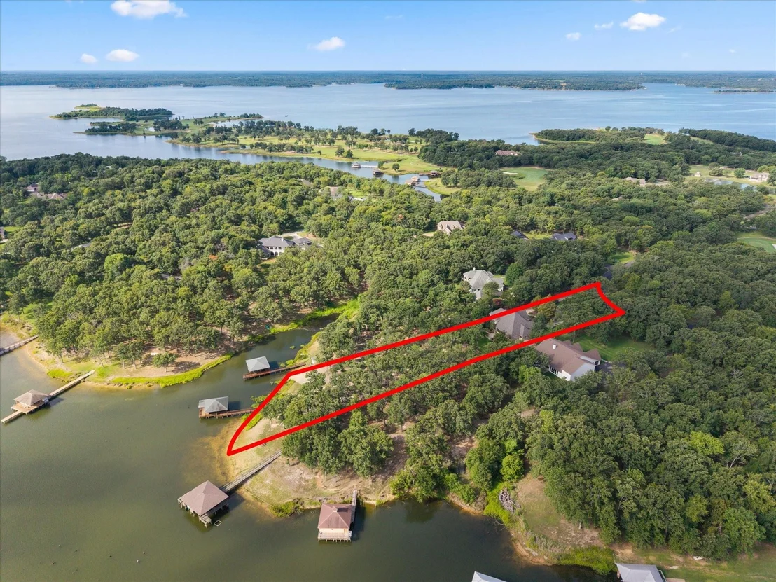 Photo of 940 Private Road 5980
