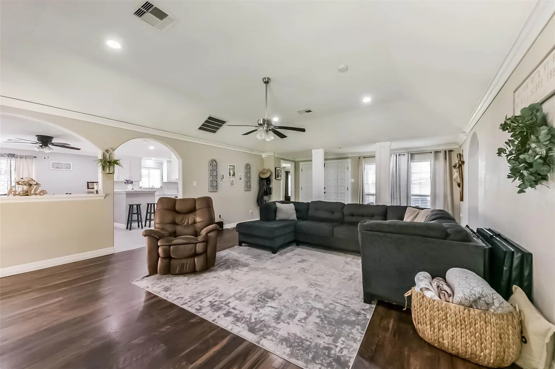 Photo of 510 Post Oak Drive