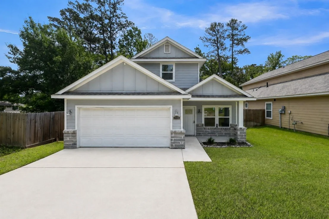 Photo of 719 Cherokee Drive