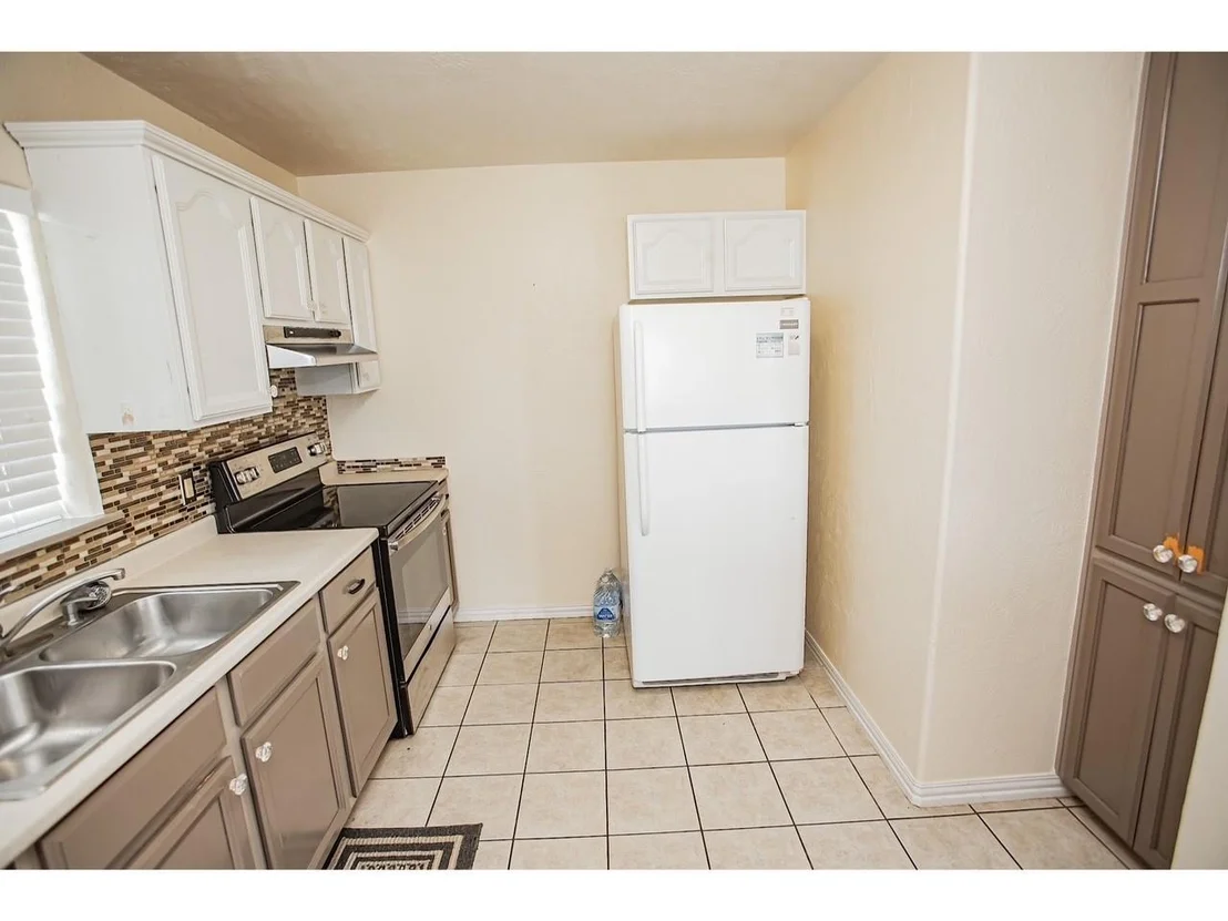 Photo of 419 Thunder Road