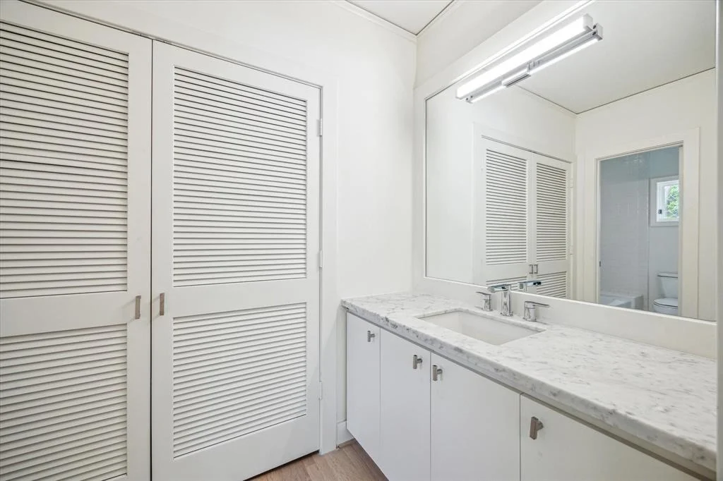 Photo of 3643 Overbrook Lane