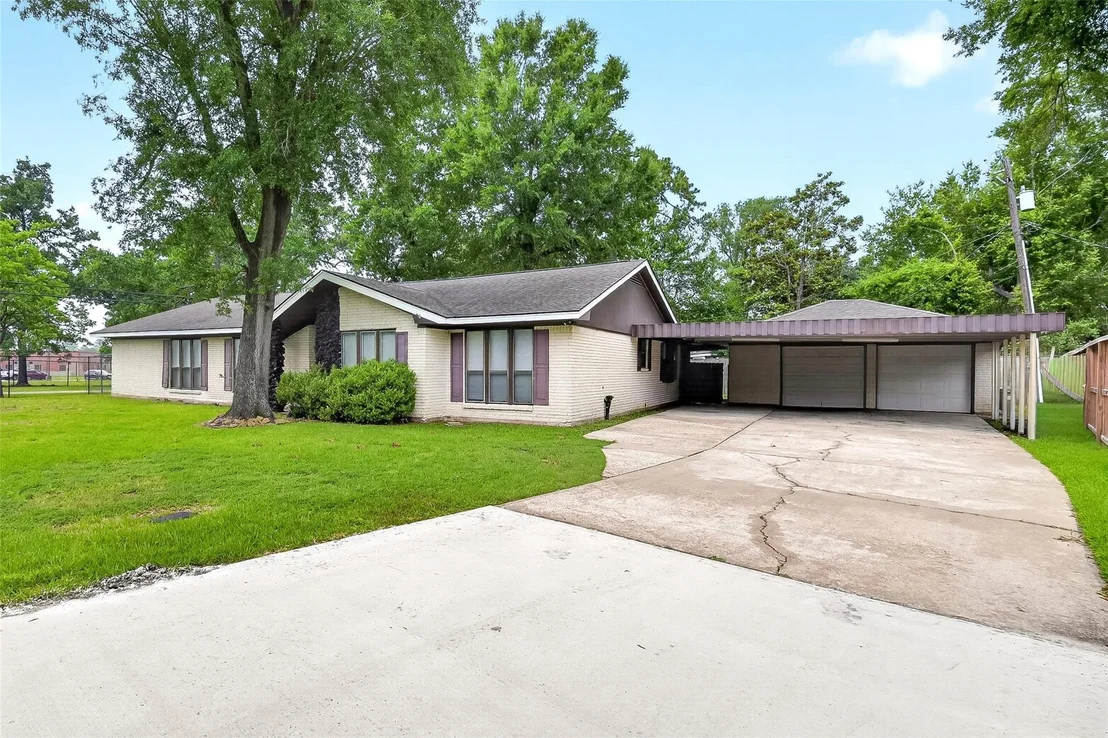 Photo of 12730 Eastbrook Drive