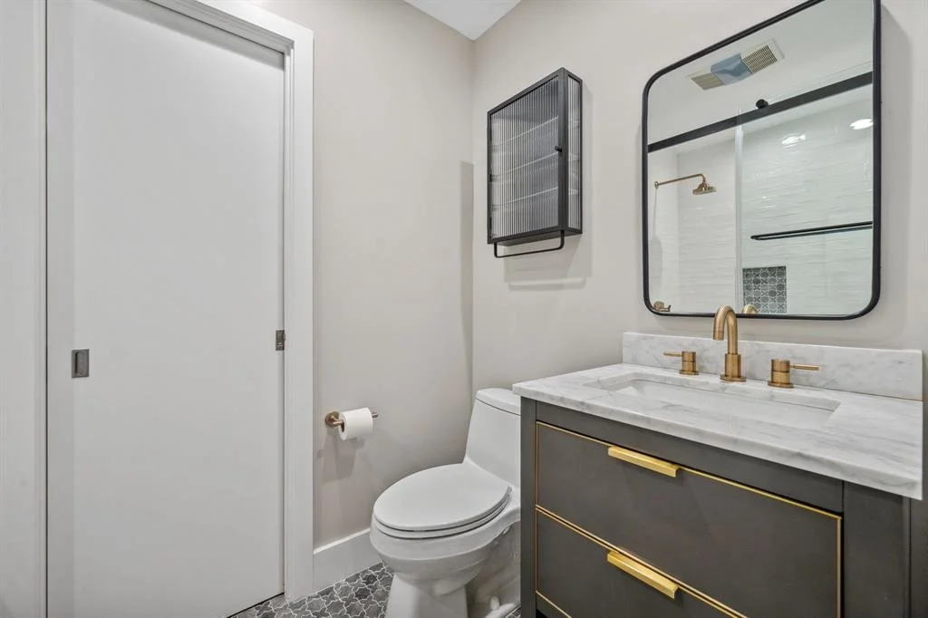 Photo of 4102 Coleridge