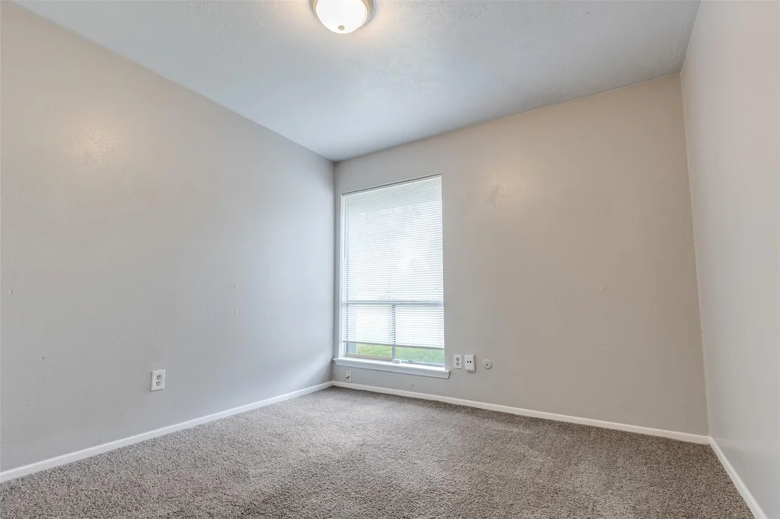 Photo of 23114 Harpergate Drive