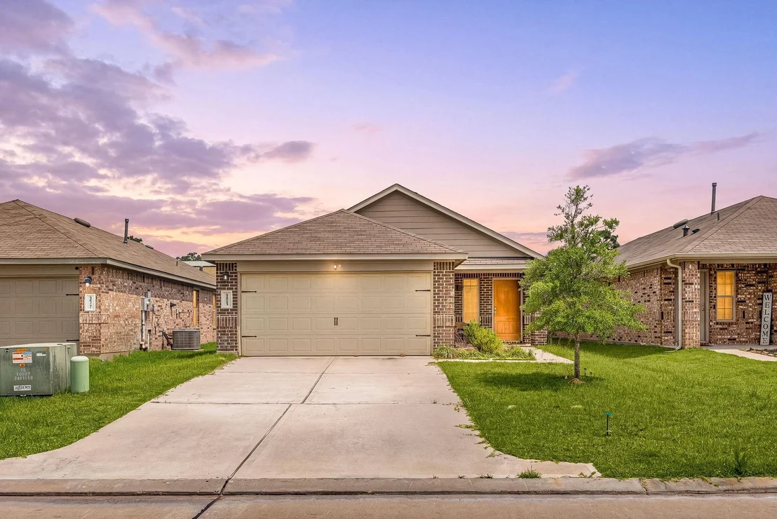Photo of 16801 Lonely Pines Drive