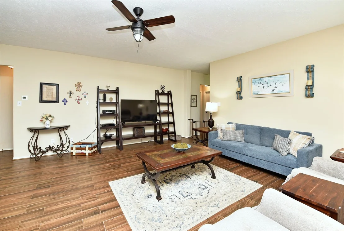 Photo of 26 S Vesper Bend Circle