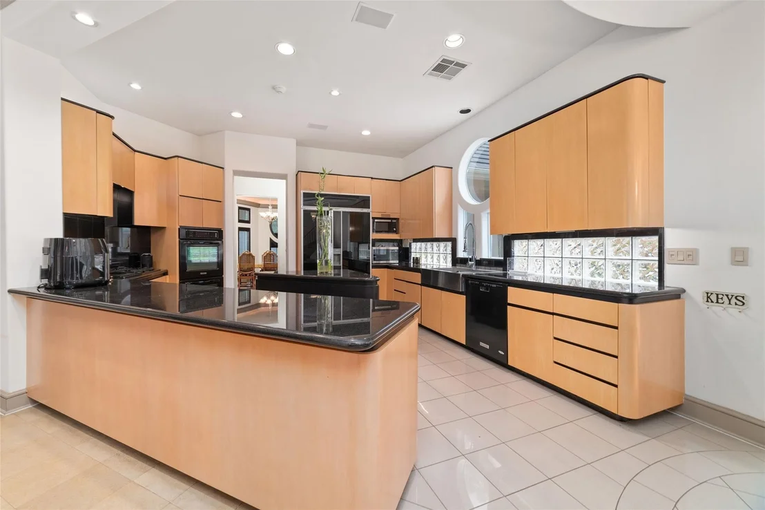 Photo of 2814 Cedar Woods Place