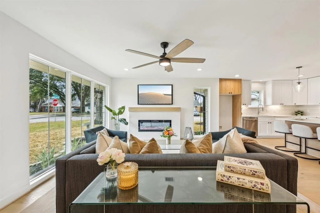 Photo of 10522 Mayfield Road