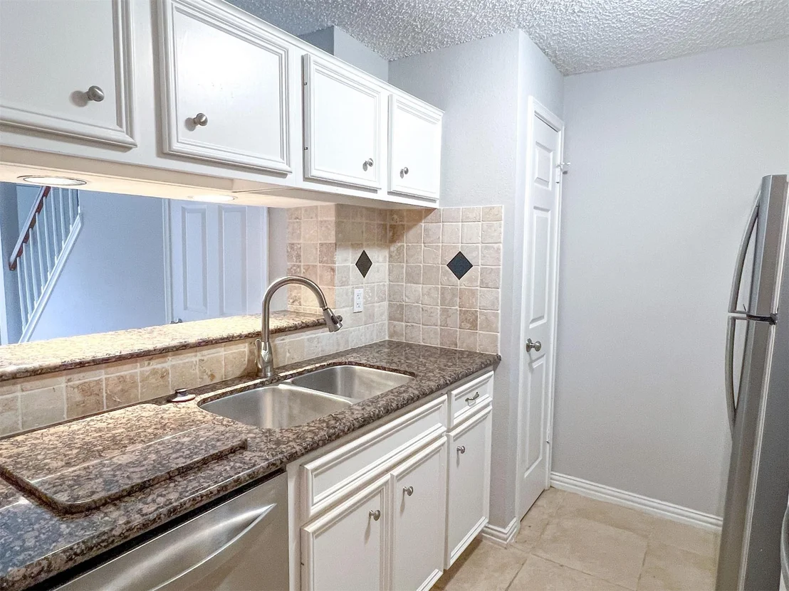 Photo of Unit 21 at 2125 Augusta Drive