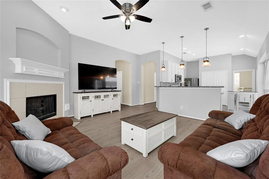 Photo of 4414 Plum Forest Road