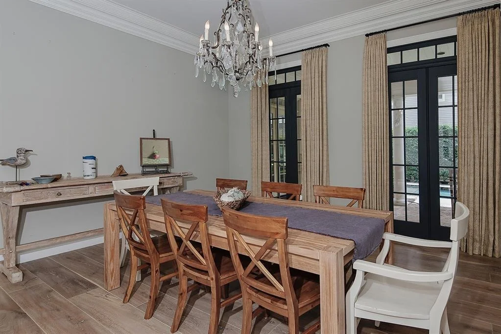 Photo of 46 E Bay Boulevard