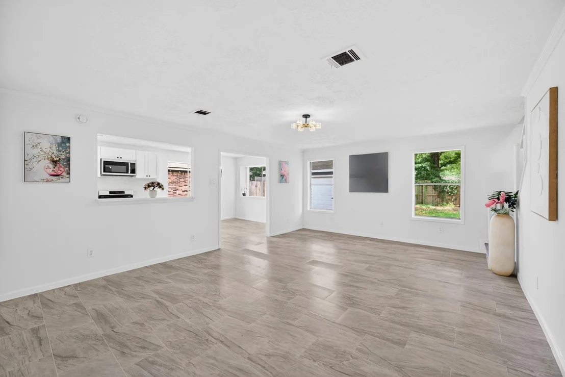 Photo of 24106 Spring Mill Lane