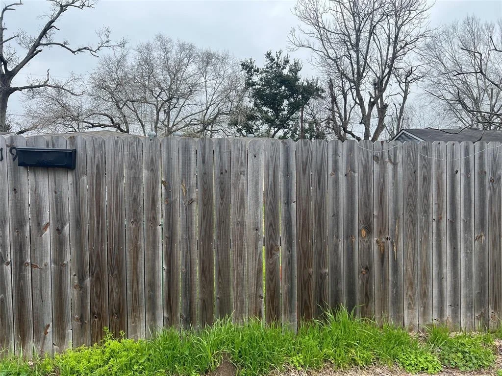 Photo of 5619 Lyndhurst Drive