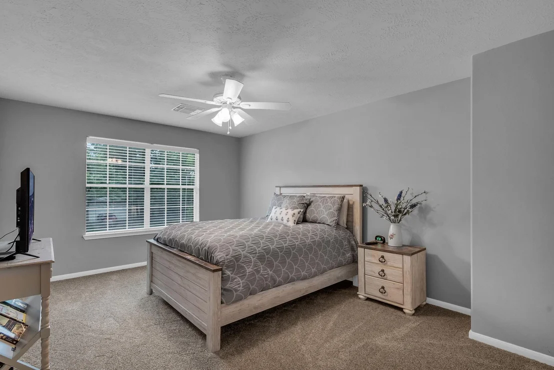 Photo of 6910 Grant Drive