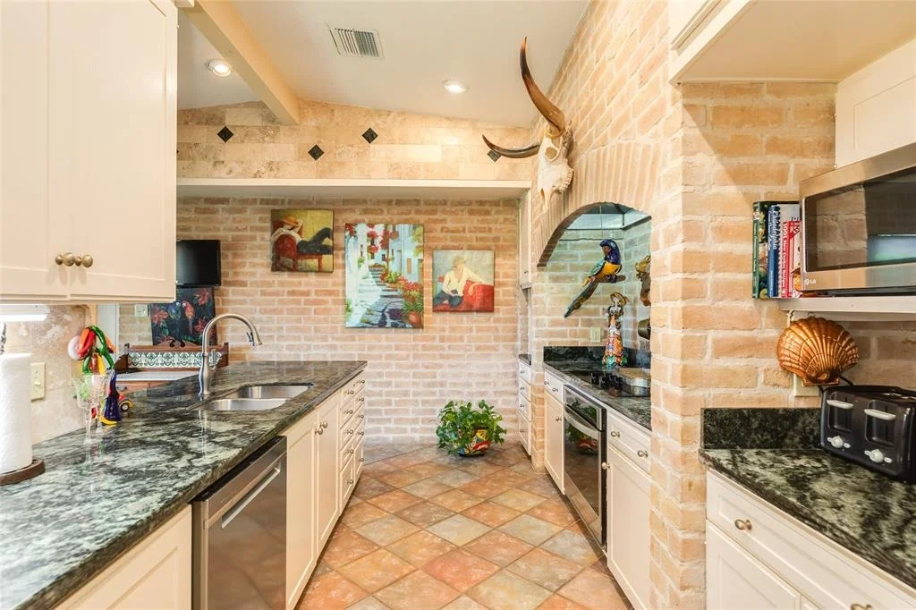 Photo of 38 Adler Circle