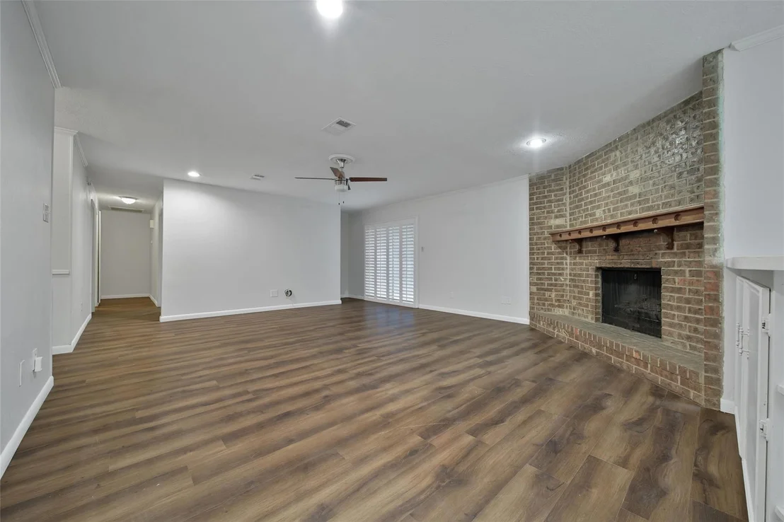 Photo of 347 Maple Lane