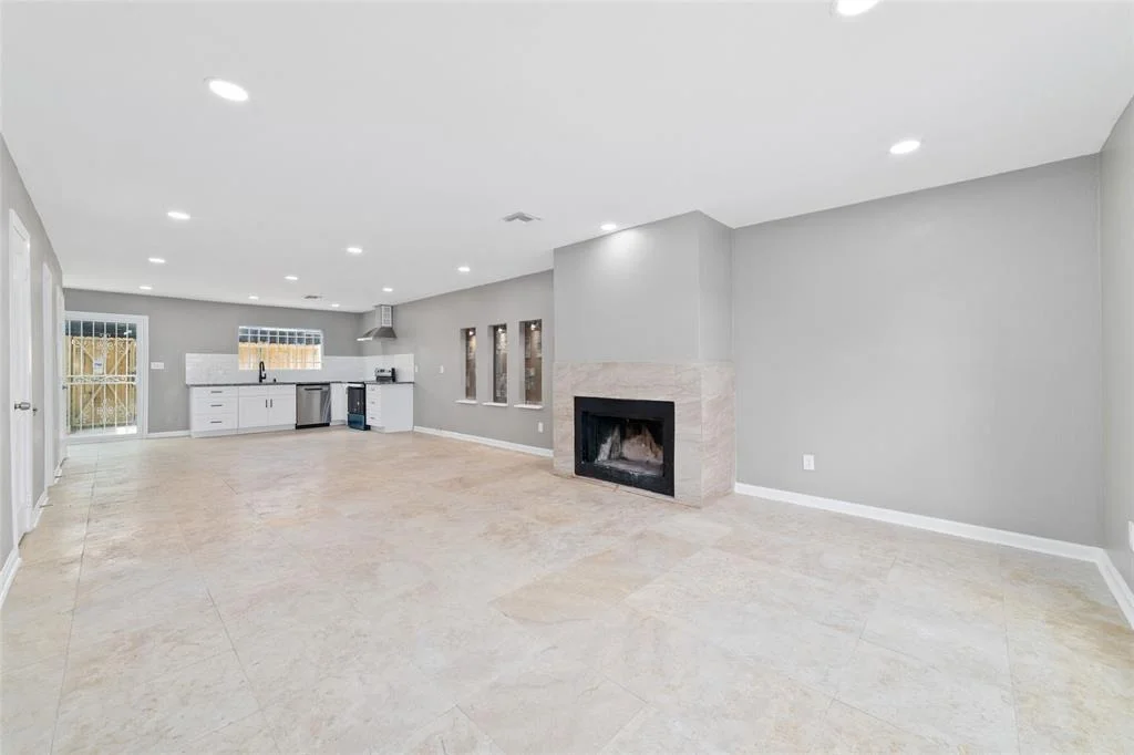 Photo of Unit A5 at 9901 Sharpcrest Street