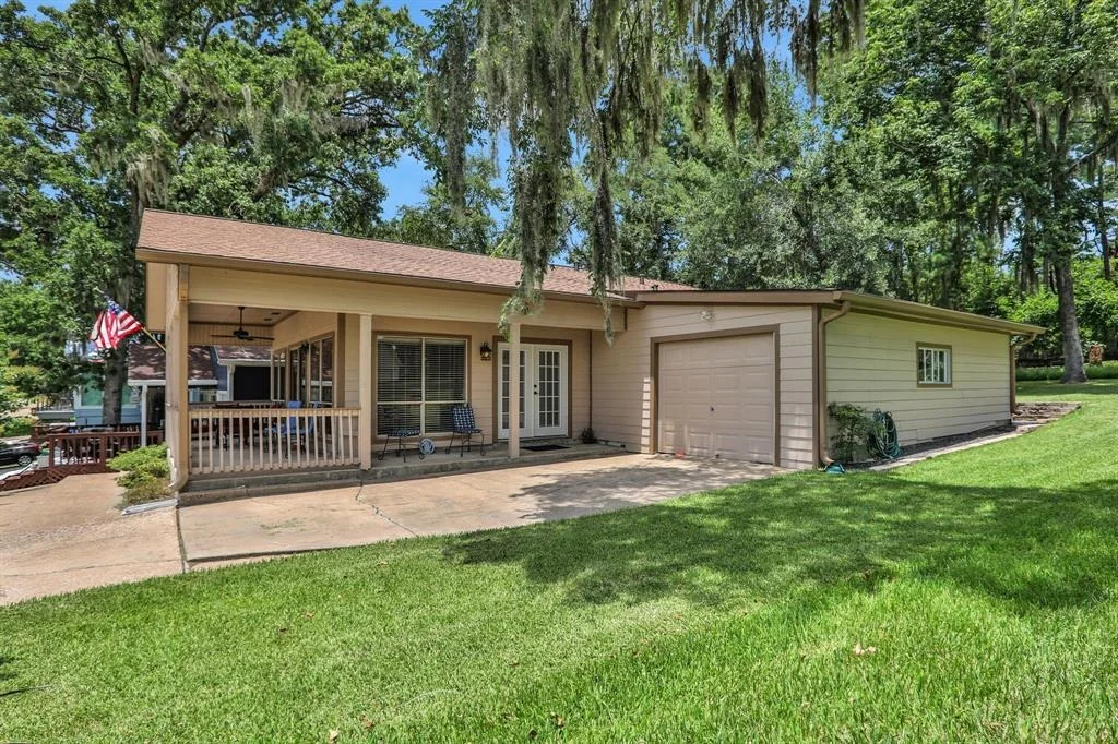 Photo of 63 Harbour Row Drive