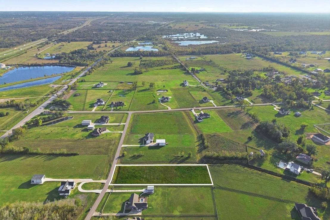 Photo of 22810 Chenango Lake Drive