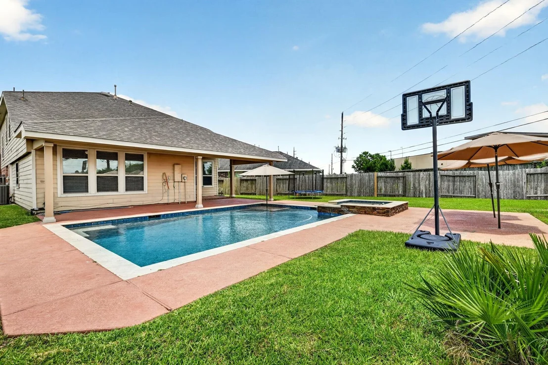 Photo of 6446 Tea Tree Drive