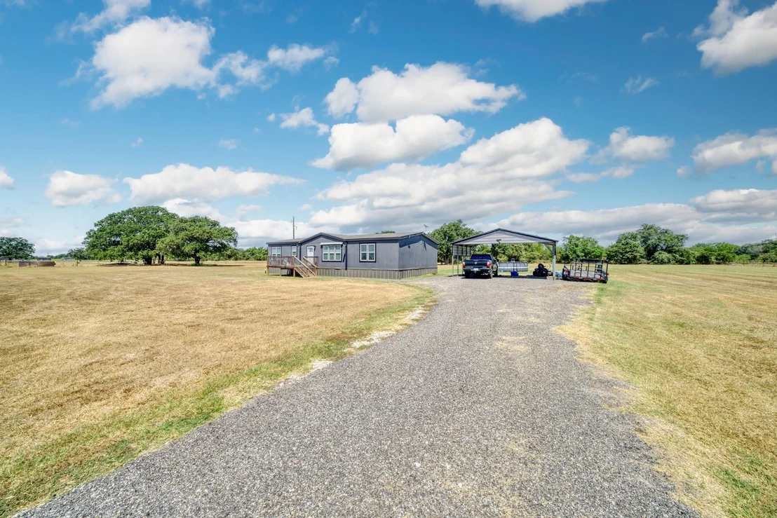 Photo of 8938 Old Highway Road