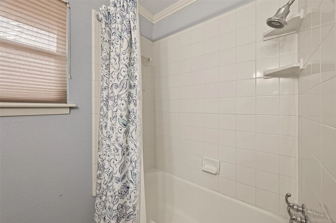 Photo of 5326 Redstart Street