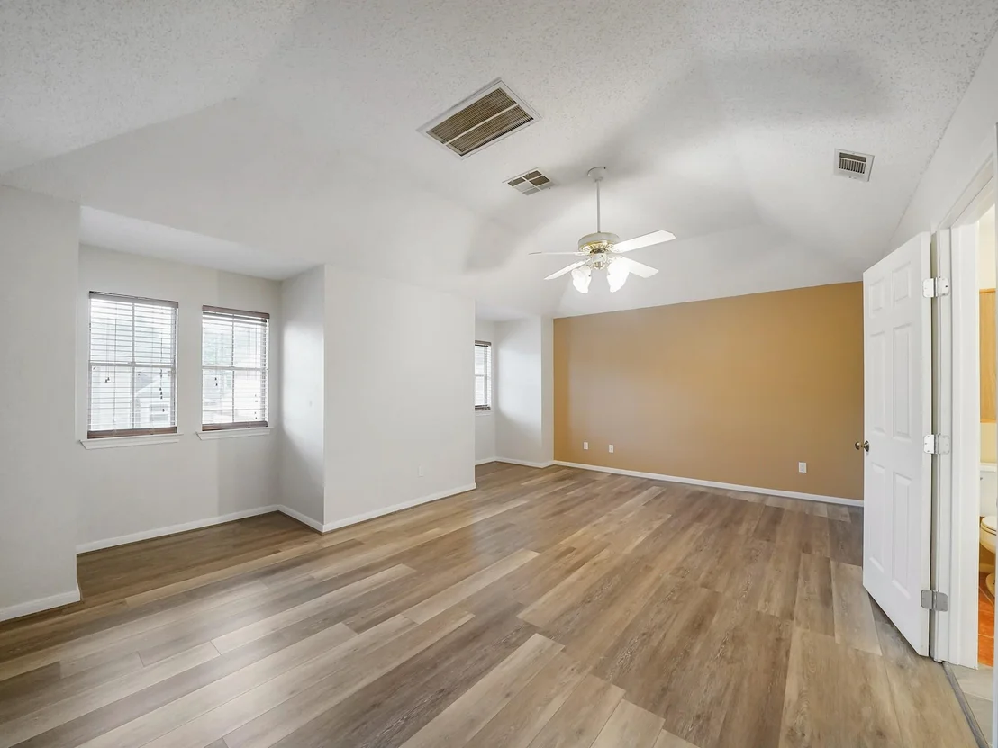 Photo of 1607 Beaconshire Road