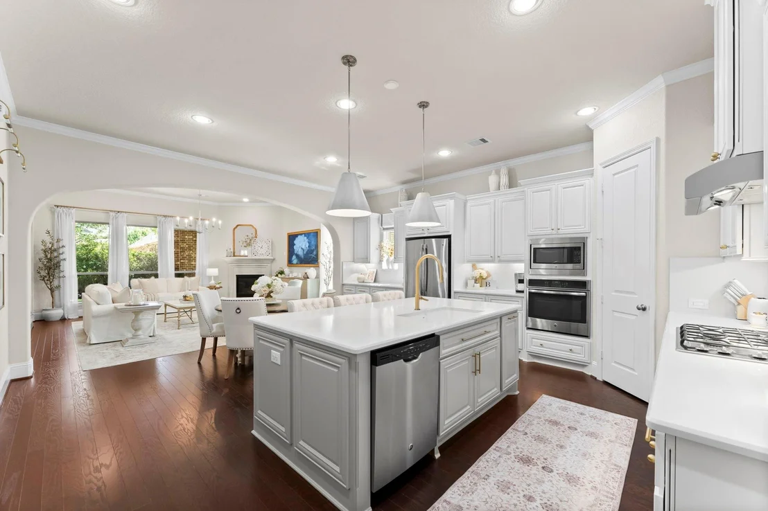 Photo of 72 Twin Ponds Place