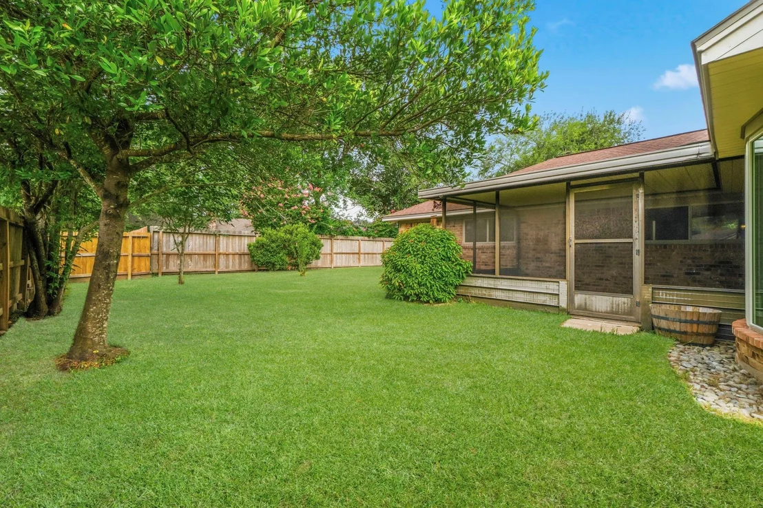 Photo of 16303 Deer Lick Drive