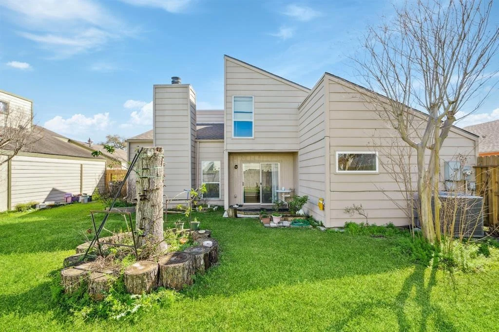 Photo of 11038 Holworth Drive