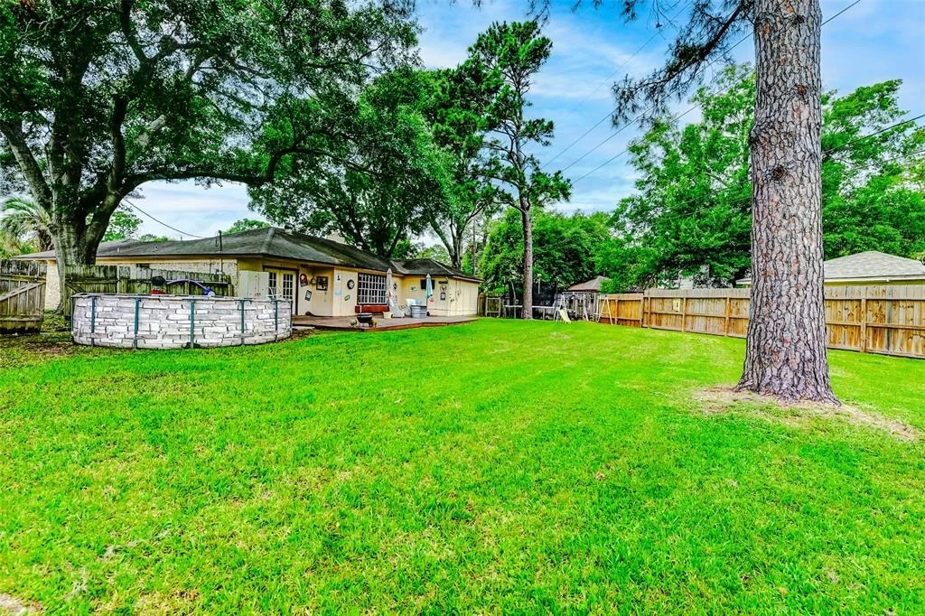 Photo of 11918 Windlake Drive