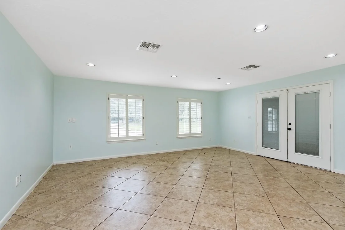 Photo of 5511 Greentree Drive Drive