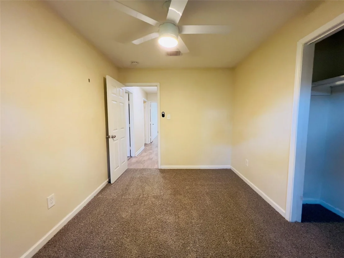 Photo of 17014 Forest Bend Avenue