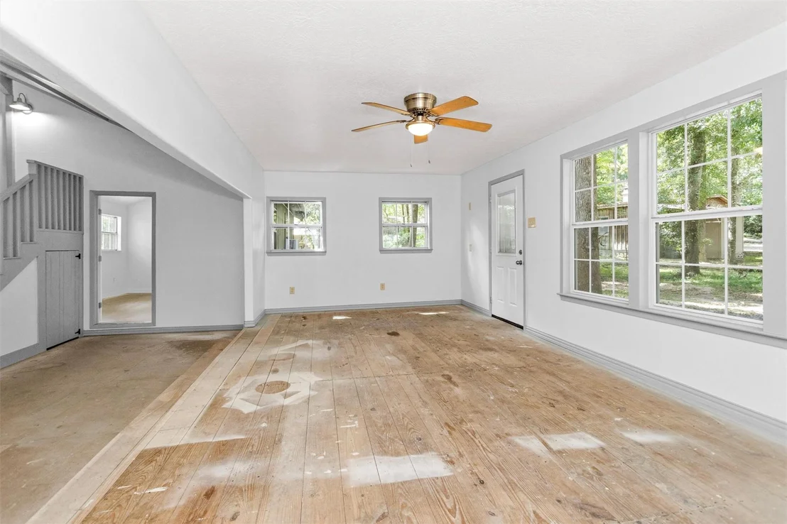Photo of 5693 Cessna Drive