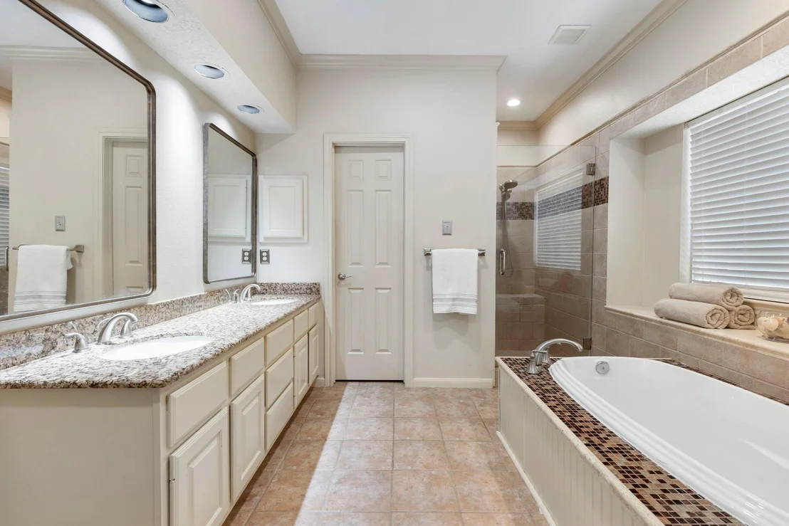 Photo of 130 Quiet Oak Circle