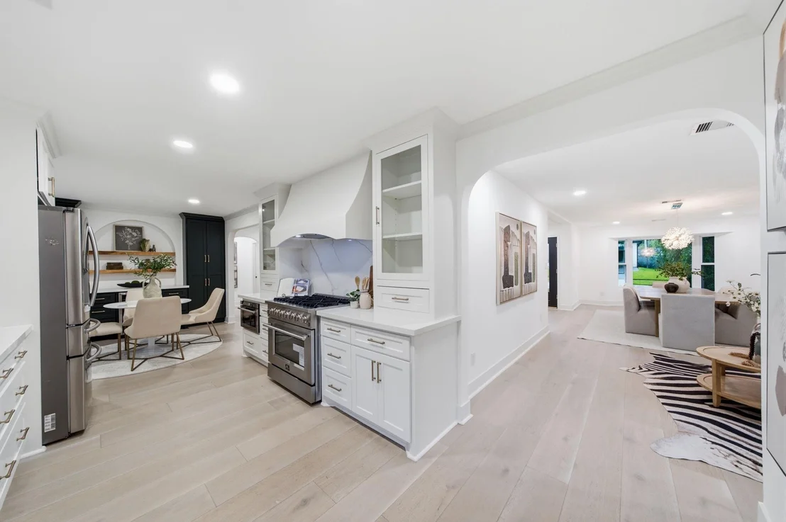 Photo of 10714 Cranbrook Road