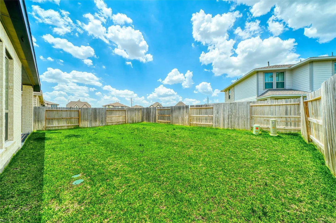 Photo of 8827 Harbor Pines Drive