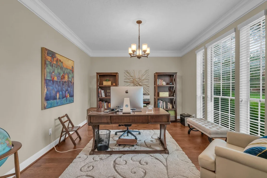 Photo of 16318 Avenplace Road