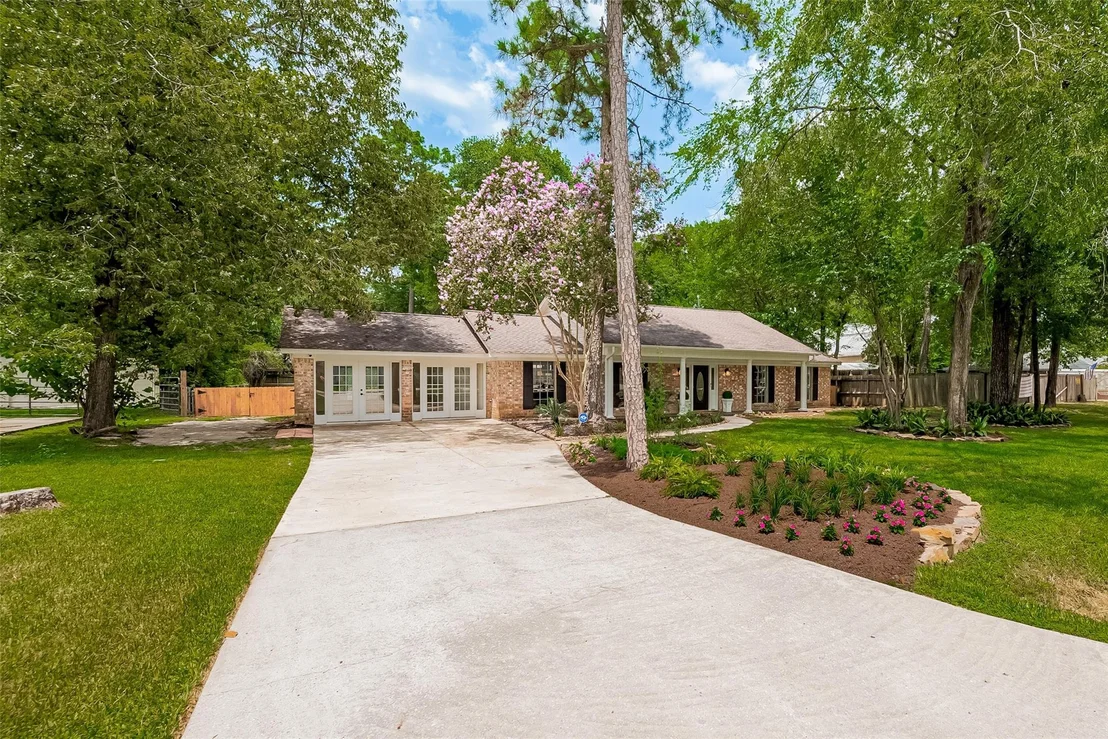 Photo of 323 Spring Woods Drive