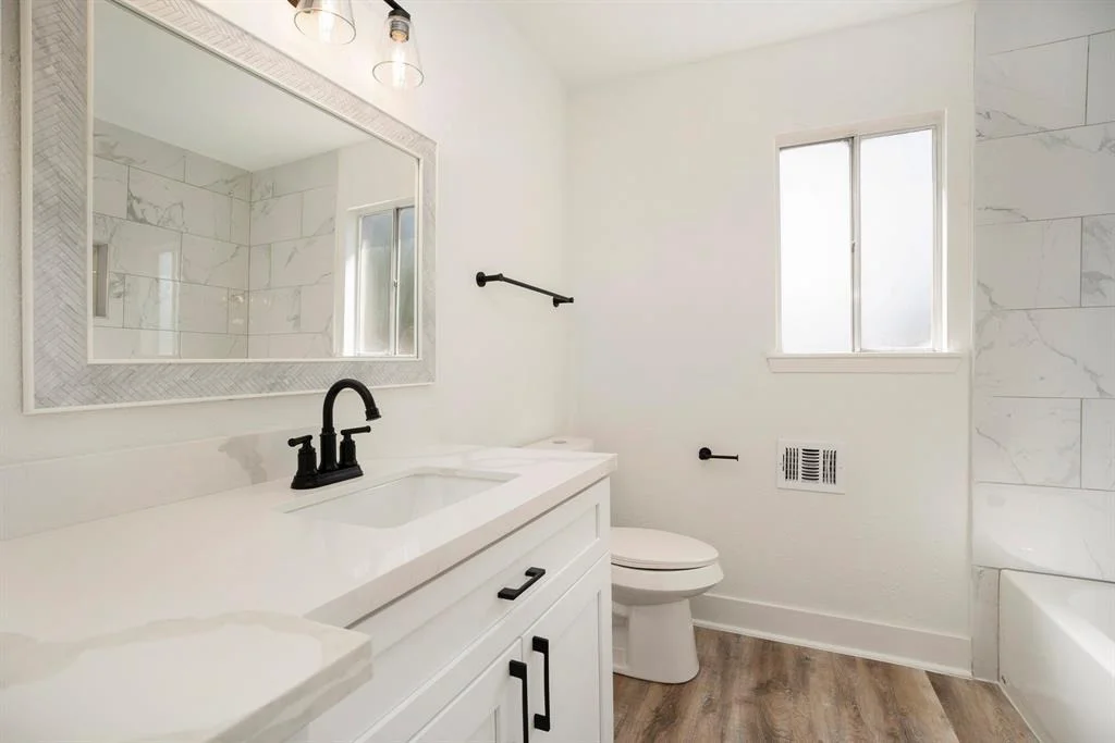 Photo of 223 Pin Oak Drive