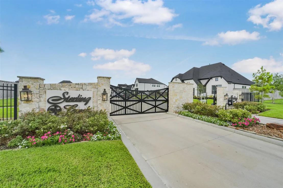 Photo of 1702 Spring View