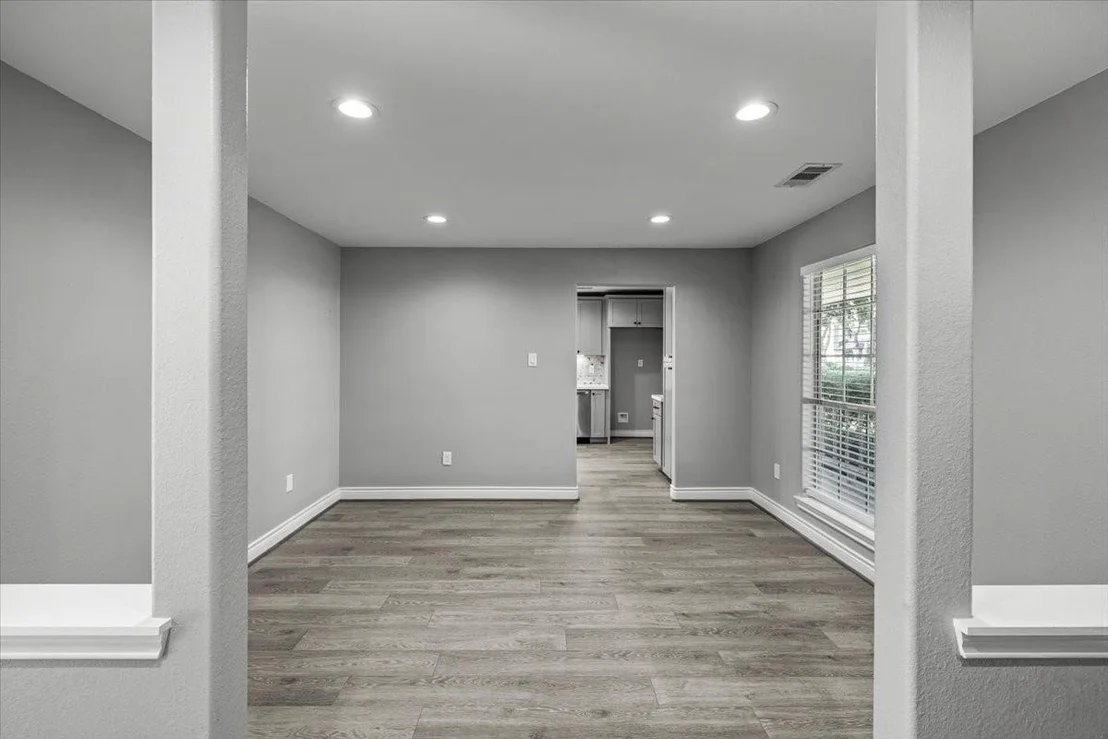 Photo of 2318 Killarney Lane