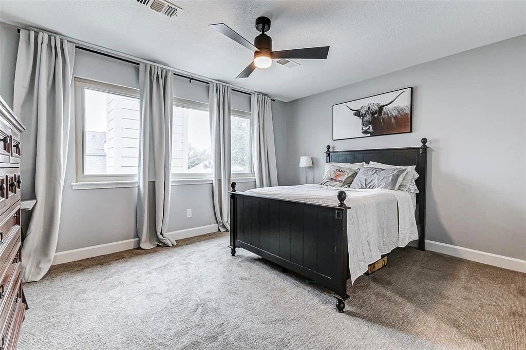 Photo of 24714 Mount Auburn Drive