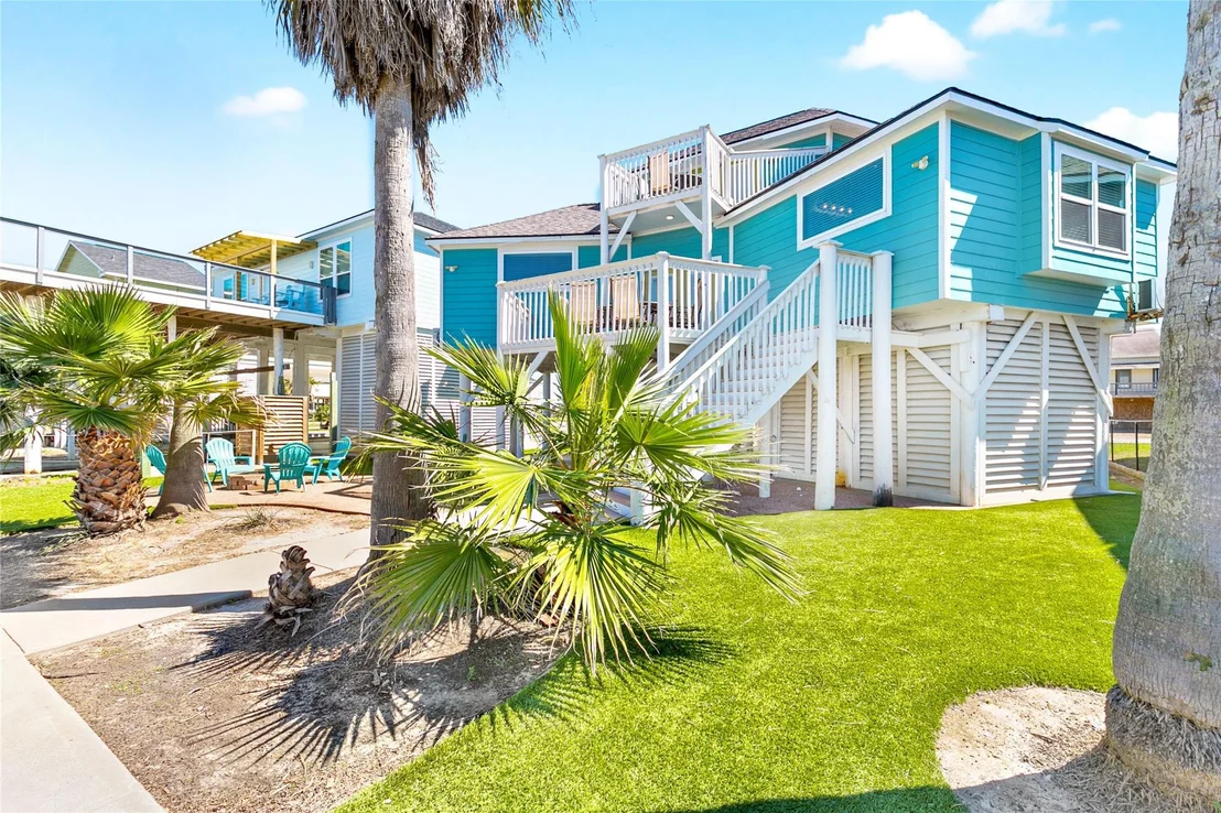 Photo of 319 Pompano Lane