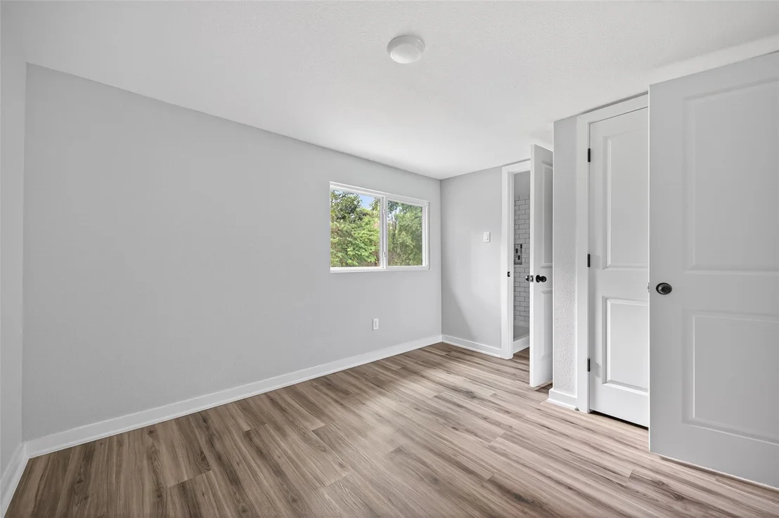 Photo of 127 Pine Wood Dr